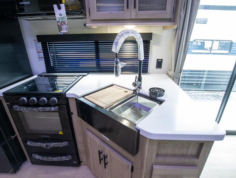 2026 Forest River Cherokee Timberwolf 39DC, $ 0