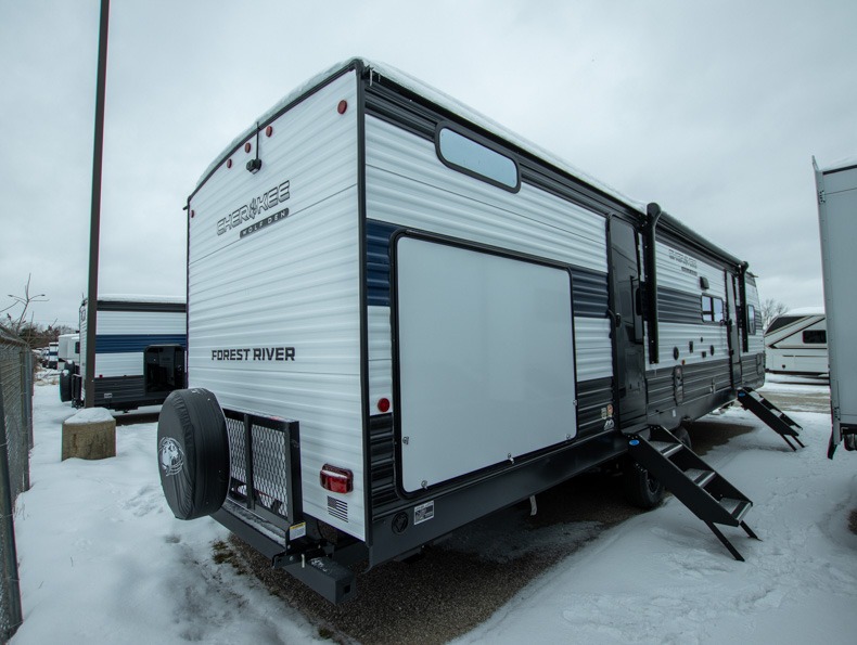 2026 Forest River Cherokee Wolf Den 301BH, $ 0