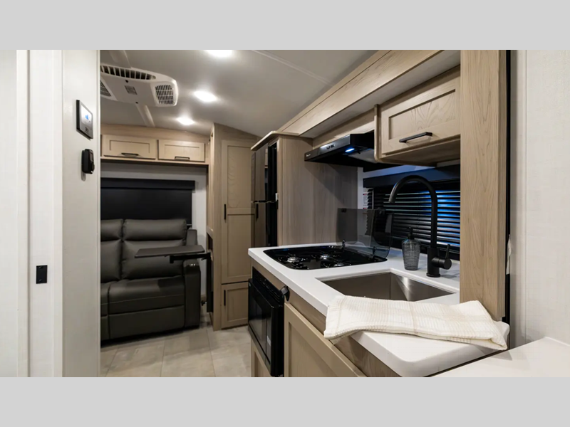 2026 Forest River Flagstaff E-Pro E19RL, $ 34,296