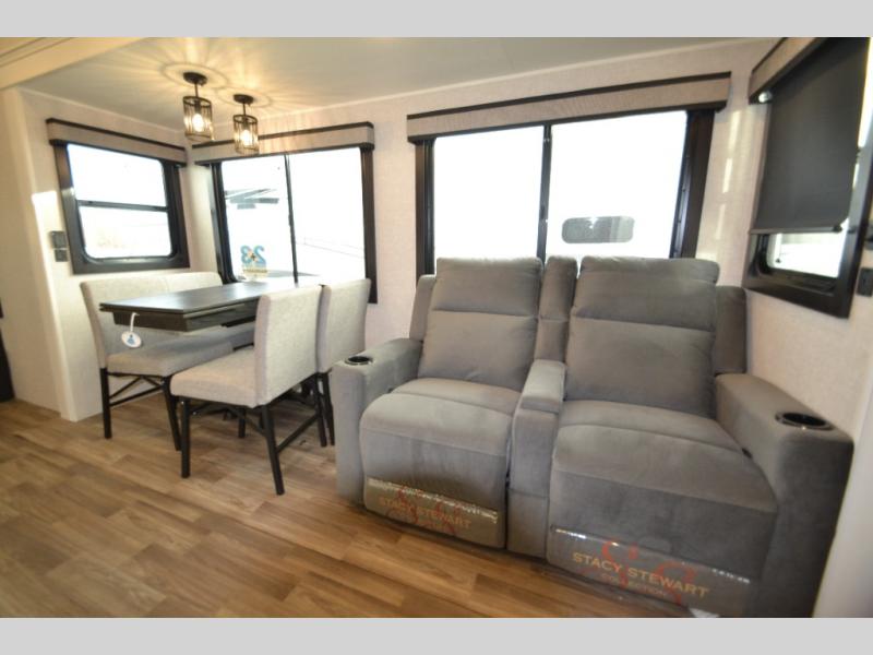 2025 Jayco Eagle 355MBQS, $ 111,806