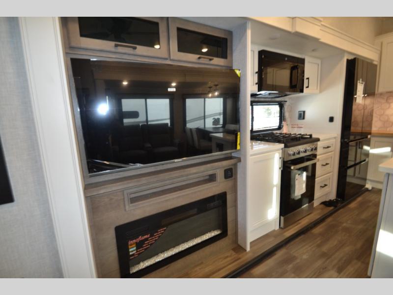 2025 Jayco Eagle 355MBQS, $ 111,806