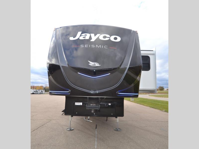 2026 Jayco Seismic 395, $ 141,054