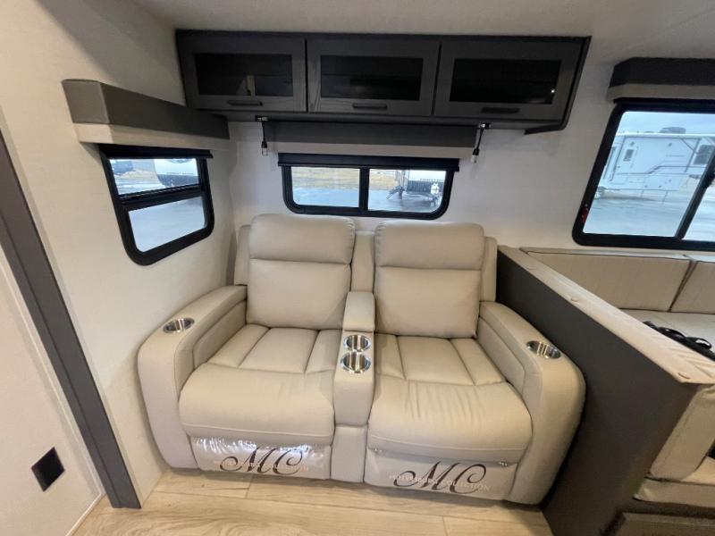 2026 Forest River Flagstaff Super Lite 27DBH, $ 51,265