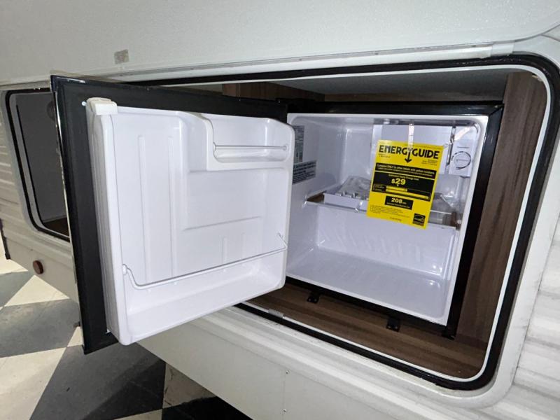 2026 Winnebago Access 25BH, $ 43,757