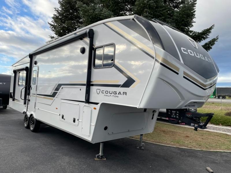 2026 Keystone Cougar Half-Ton (Fifth Wheel) 29MBD, $ 72,402