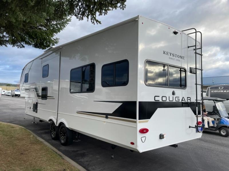2026 Keystone Cougar Half-Ton (Fifth Wheel) 29MBD, $ 72,402