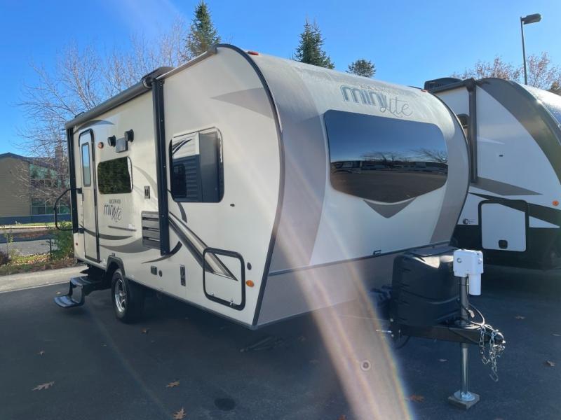 2019 Forest River Rockwood 1909SG, $ 21,990