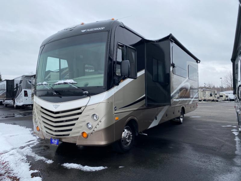 2017 Fleetwood Storm 32A, $ 99,990