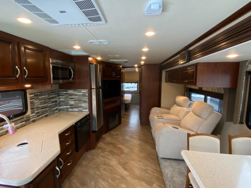 2017 Fleetwood Storm 32A, $ 99,990