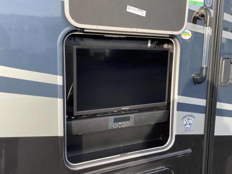2023 Coachmen Prism Elite 24FS, $ 129,990