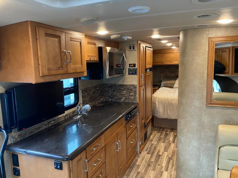 2017 Winnebago Aspect 27K, $ 89,990