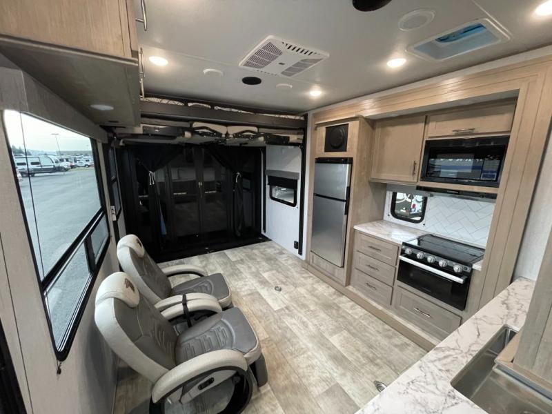 2023 Grand Design Momentum G-Class (Travel Trailer, $ 59,990