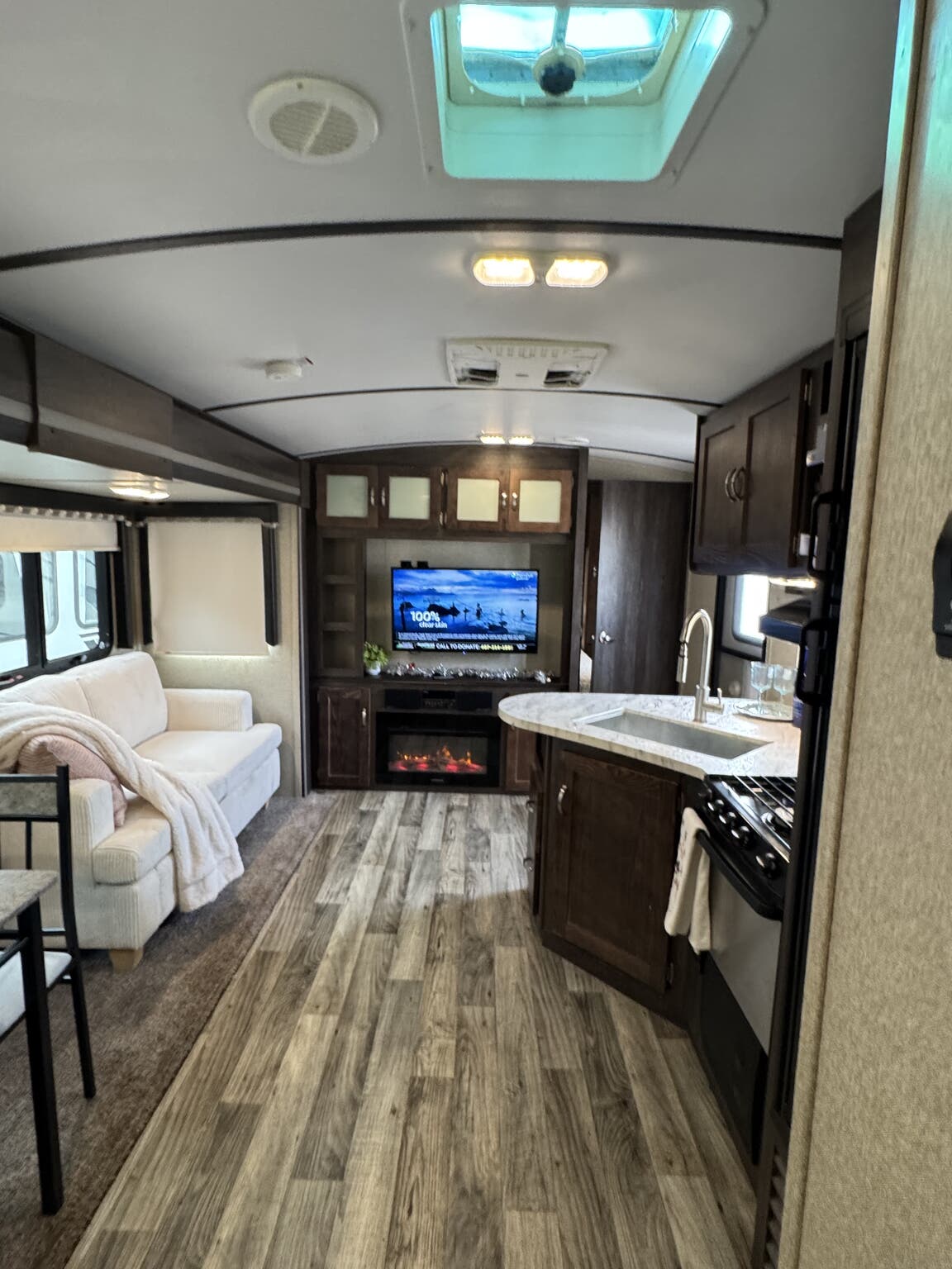 2018 Keystone Outback Super-Lite 312BH, $ 19,999