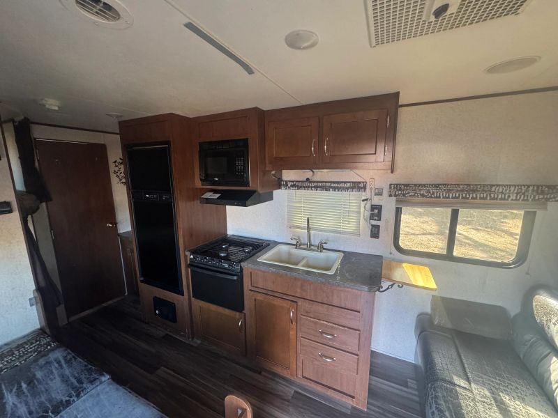 2017 Jayco Jay Flight SLX, $ 13,900