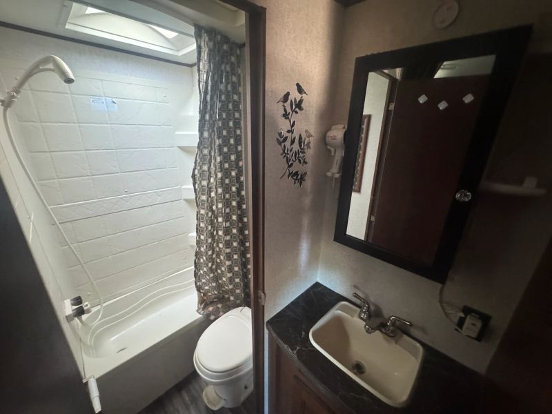 2017 Jayco Jay Flight SLX, $ 13,900