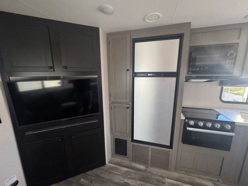 2022 Starcraft Super Lite, $ 16,900