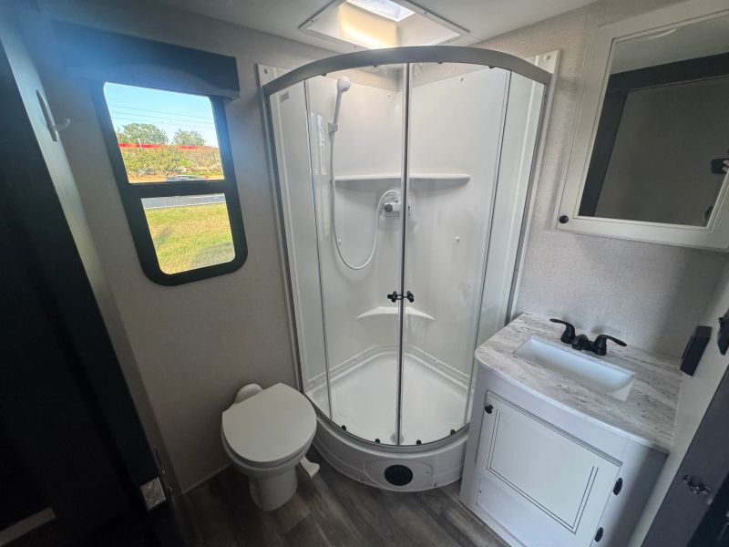 2022 Starcraft Super Lite, $ 16,900