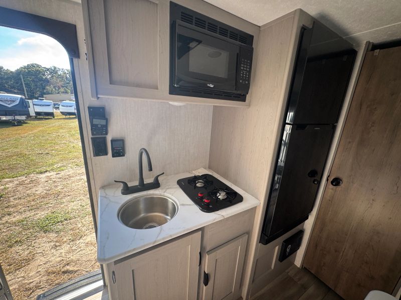 2025 Coachmen Clipper 3K, $ 11,900