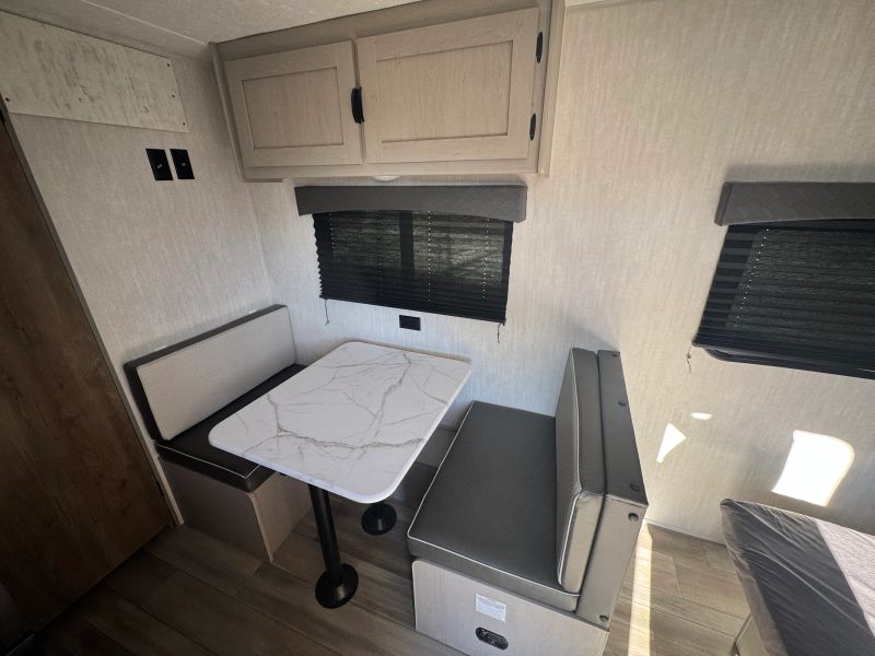 2025 Coachmen Clipper 3K, $ 11,900