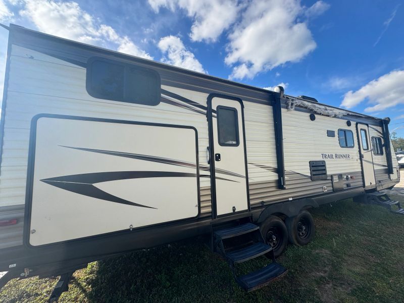 2018 Heartland Trail Runner SLE, $ 16,900