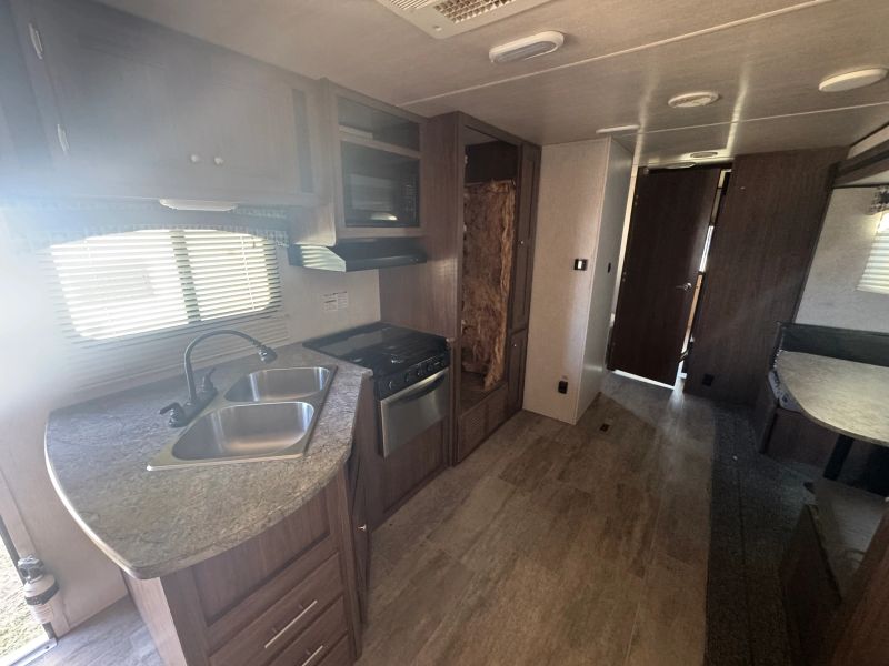 2018 Heartland Trail Runner SLE, $ 16,900