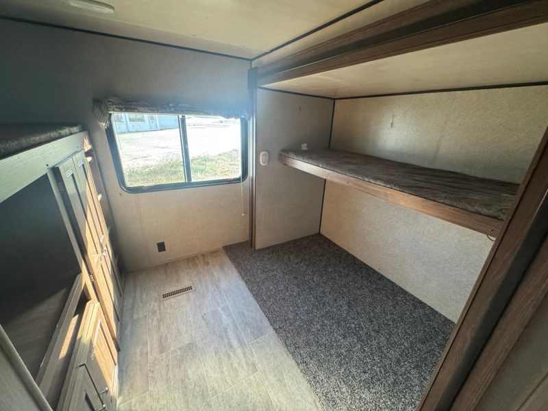 2018 Heartland Trail Runner SLE, $ 16,900