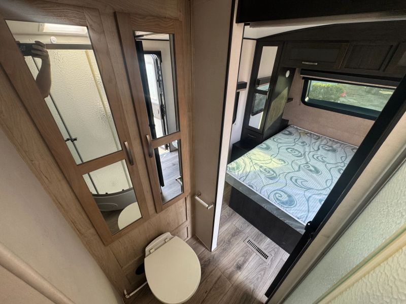 2019 Forest River Surveyor Luxury, $ 15,900