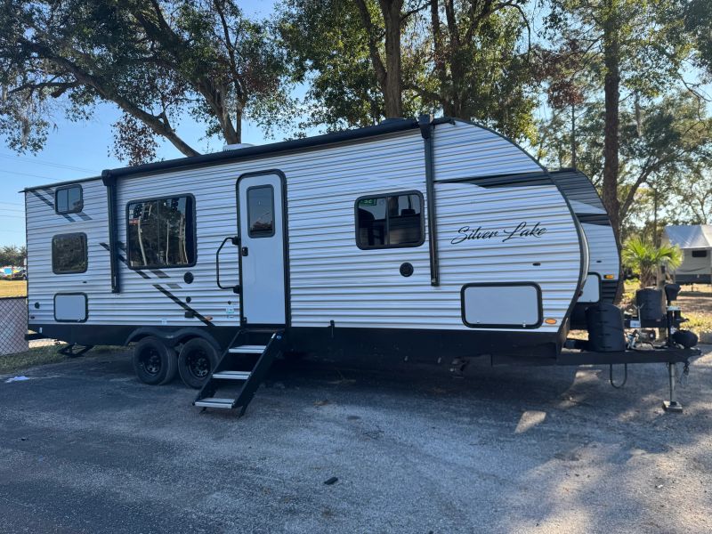 2023 East To West Silver Lake, $ 12,900