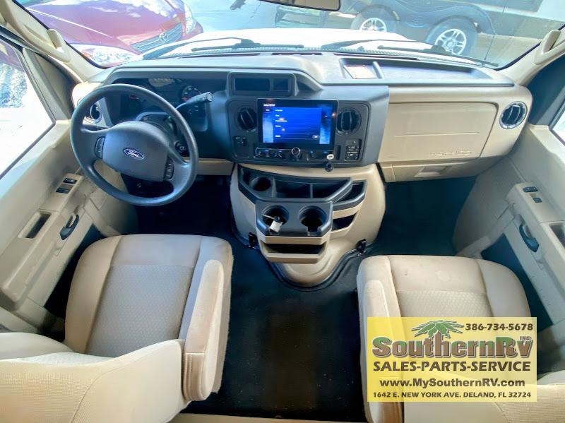 2019 Thor Motor Coach Four Winds 26B, $ 43,999