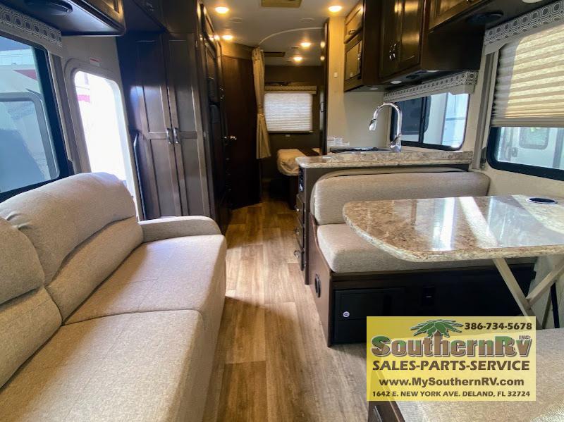 2019 Thor Motor Coach Four Winds 26B, $ 43,999