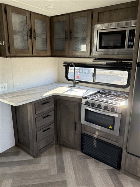 2021 Forest River 38, $ 19,750