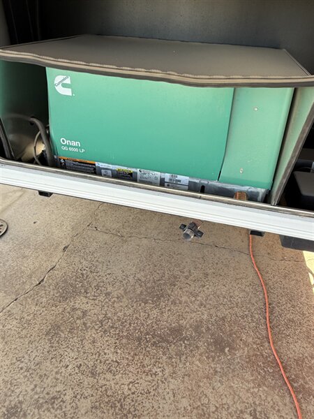 2022 Palomino Columbus C-Series 329DVC, $ 47,750