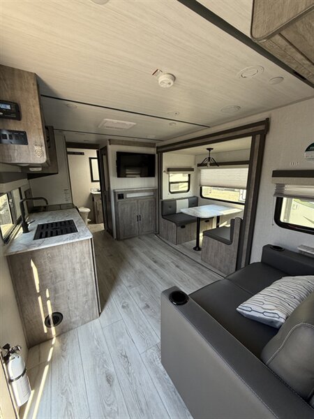 2023 Forest River Surveyor Legend 252RBLE, $ 29,995