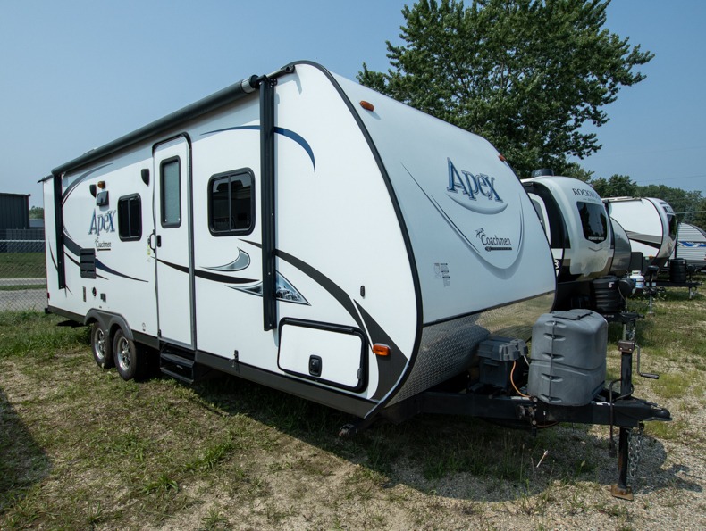 2014 Coachmen Apex Select Series 235BHS, $ 0