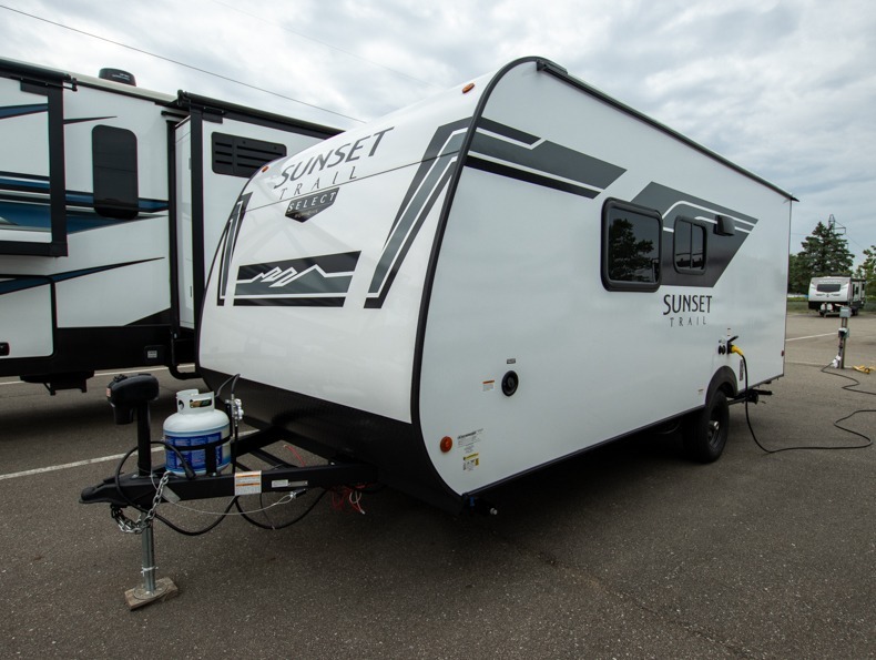 2026 CrossRoads Sunset Trail 17RBS, $ 0