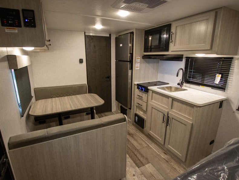 2026 CrossRoads Sunset Trail 17RBS, $ 0