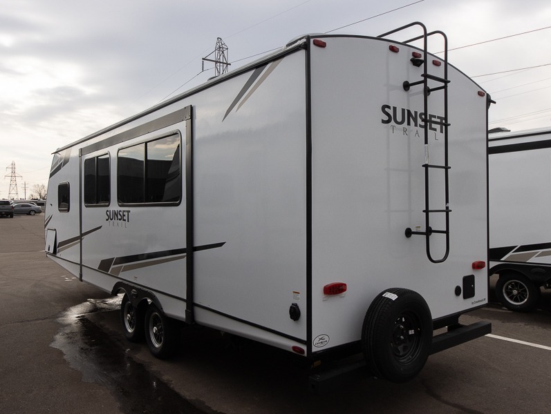 2024 CrossRoads Sunset Trail Super Lite SS253RB, $ 29,990