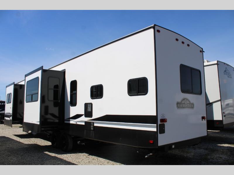 2023 CrossRoads Hampton HP380RKS, $ 59,990