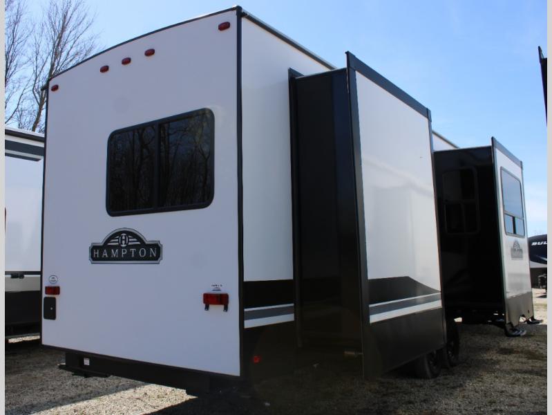 2023 CrossRoads Hampton HP380RKS, $ 59,990