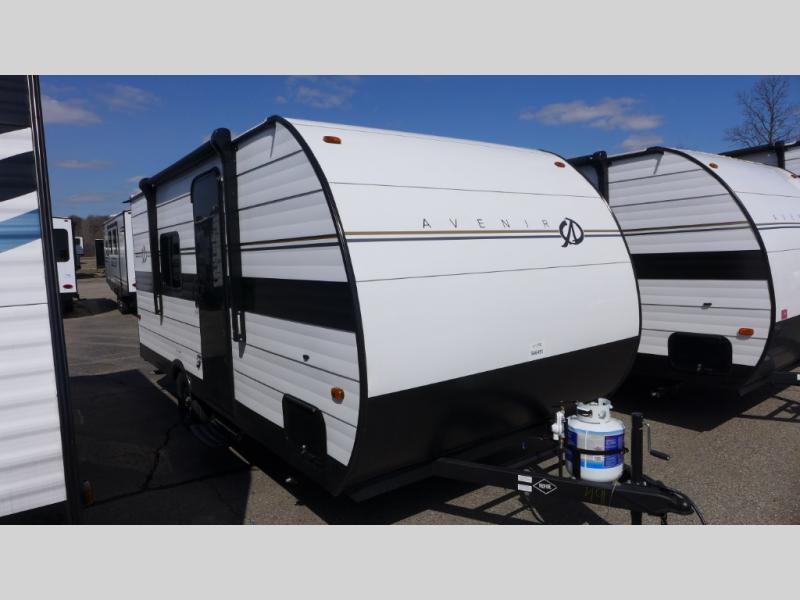 2025 Cruiser RV Avenir XLT 17RB, $ 17,788